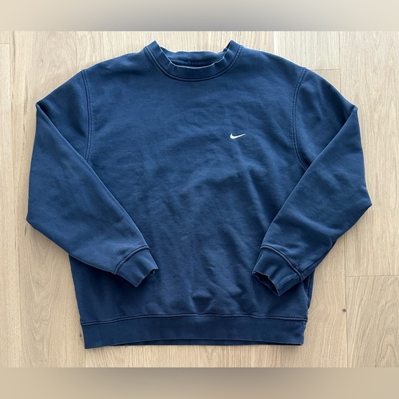 Nike Other - Vintage Y2K Nike Embroidered Logo Crewneck Sweatshirt